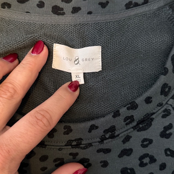 Lou & Grey Green Leopard Print Top - Picture 5 of 5